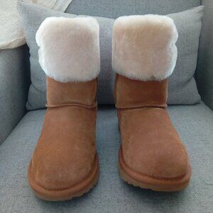 UGG Ramona Classic Short II Youth size 6 Girls Brown Suede Boots